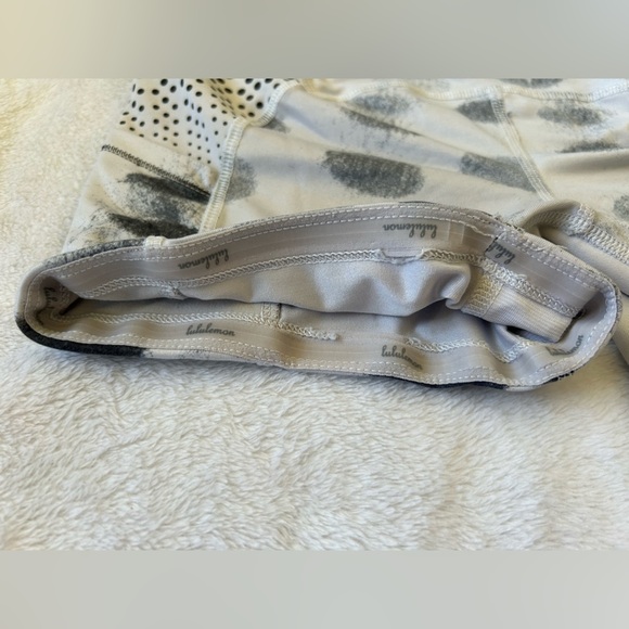 Lululemon Athletica Shorts | Lululemon Run
Shorty Short! | Color: BLK/ WHT; Sz 4 - Picture 3 of 4